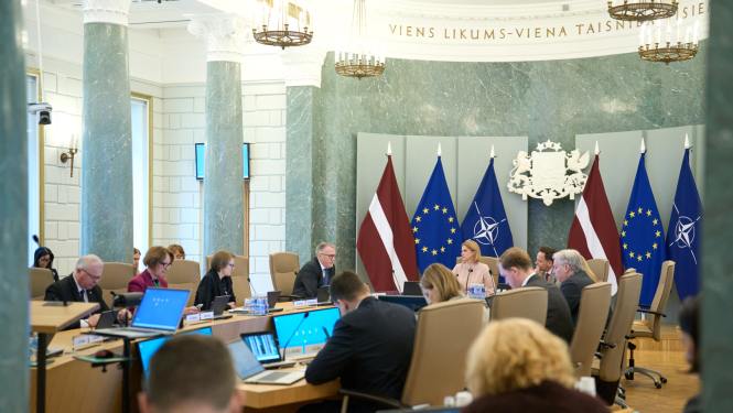 Ministru prezidente Evika Siliņa vada Stratēģiskās vadības tematiskās komitejas sēdi