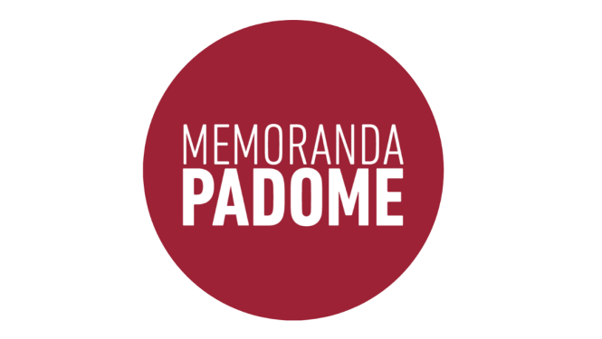 Memoranda padomes logotips - sarkans aplis, kurā ar baltiem burtiem ierakstīti vārdi "Memoranda padome"