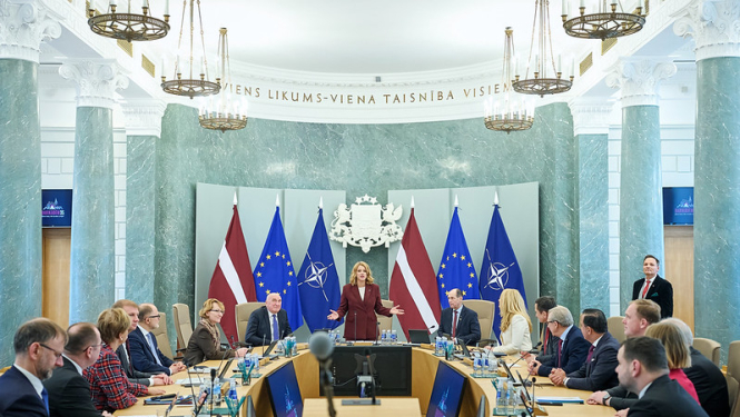 Ministru kabineta sēdes svinīgajā daļā piemin 1991. gada janvāra barikādes 35. gadskārtu