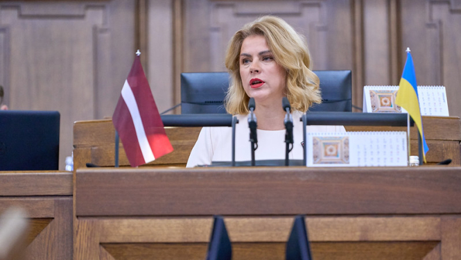 Ministru prezidente Evika Siliņa piedalās Saeimas sēdē, kuras laikā norisināsies ikgadējās ārpolitikas debates
