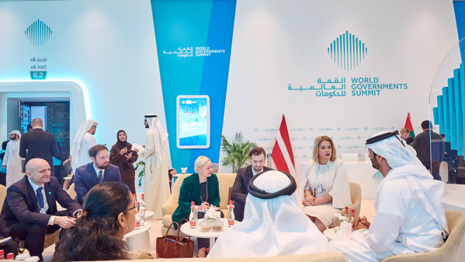 Pasaules valdību samitā un oficiālās tikšanās