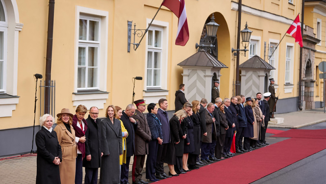 Rigas pils sarkanais paklājs