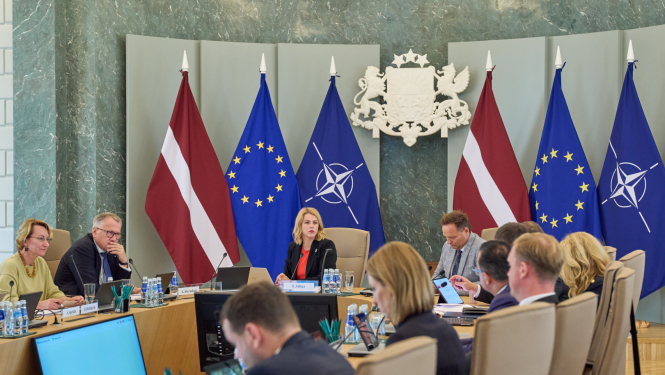 Ministru prezidente Evika Siliņa vada valdības sēdi