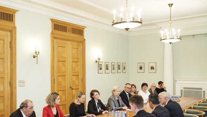 Kariņš ar mazākumtautību organizācijām pārrunā sabiedrības integrācijas jautājumus