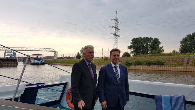 Ministru prezidents diskutē par Latvijas ostu un Duisport ostas sadarbības attīstību