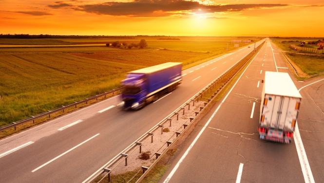 Valdība piešķir pagaidu izņēmumu transportlīdzekļu vadītāju braukšanas un atpūtas laika regulējumam