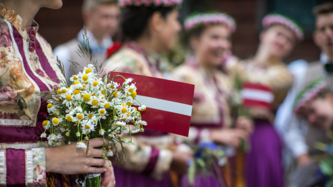 Dziesmu un deju svētku dalībnieki