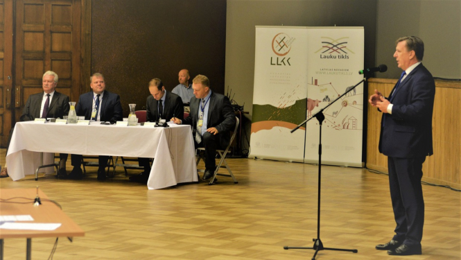 Ministru prezidents: reģionu attīstībai svarīga ir kvalitatīva izglītība un spēja radīt nišas produktus