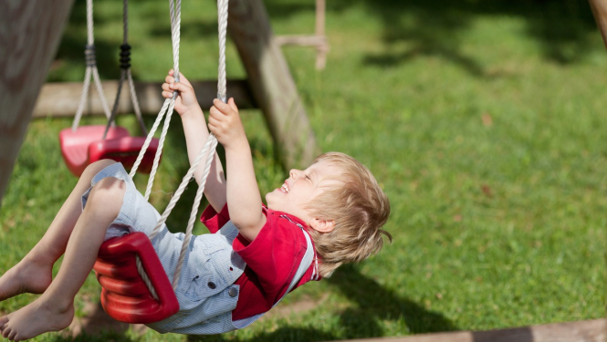 Ar 1. jūliju plānots lielāks atbalsts adoptētājiem un cilvēkiem ar invaliditāti