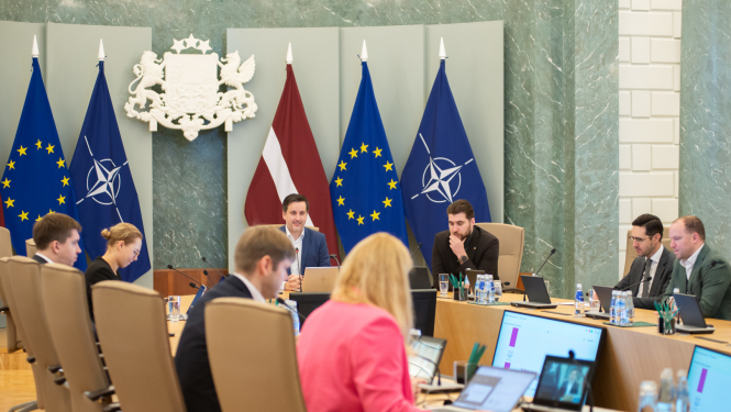 Darba grupas futbola stadiona attīstībai tikšanās Ministru kabineta sēžu zālē