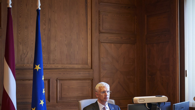 ilustratīvs attēls: Krišjānis Kariņš attālinātās sanāksmes laikā; avots: Valsts kanceleja