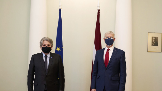 Kariņš tiksies ar EK iekšējā tirgus komisāru Bretonu