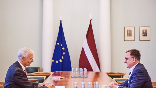 Foto: Ministru prezidents Krišjānis Kariņš un Latvijas Bankas prezidents Mārtiņš Kazāks