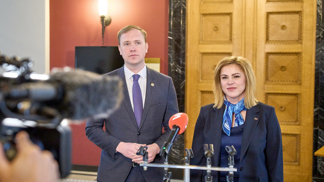 Ekonomikas ministrs Viktors Valainis un Ministru prezidente Evika Siliņa