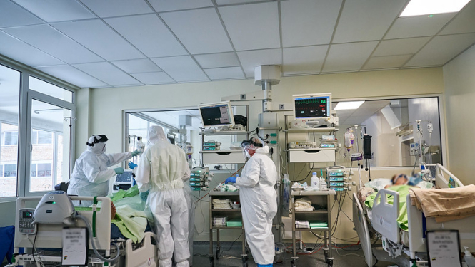 Foto: reanimācijas nodaļa Covid-19 pacientiem