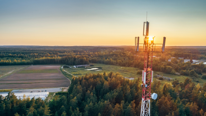 Mobilo sakaru antena