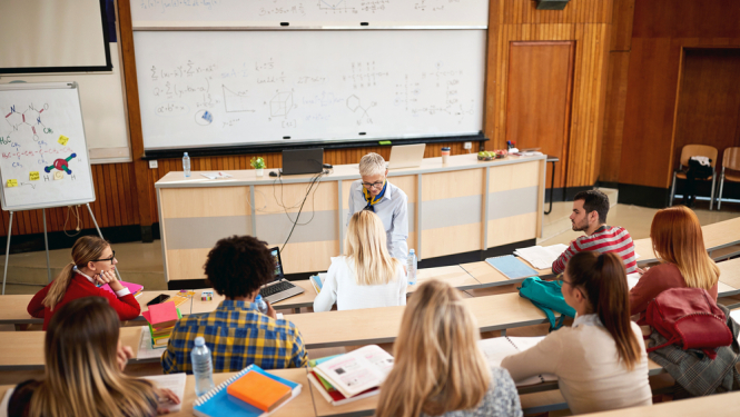 Studenti un pasniedzēja