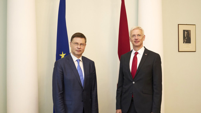 Valdis Dombrovskis un Krišjānis Kariņš