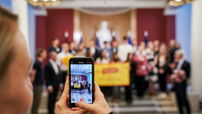 Zelta zivtiņas čempionāta uzvarētāju sveikšana