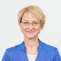 Izglītības un zinātnes ministre Dace Melbārde