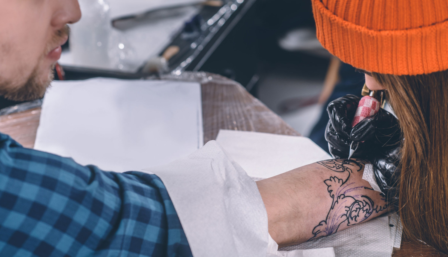 Pilnveidotas prasības tetovēšanas un pīrsingu pakalpojumu kvalitātes uzlabošanai