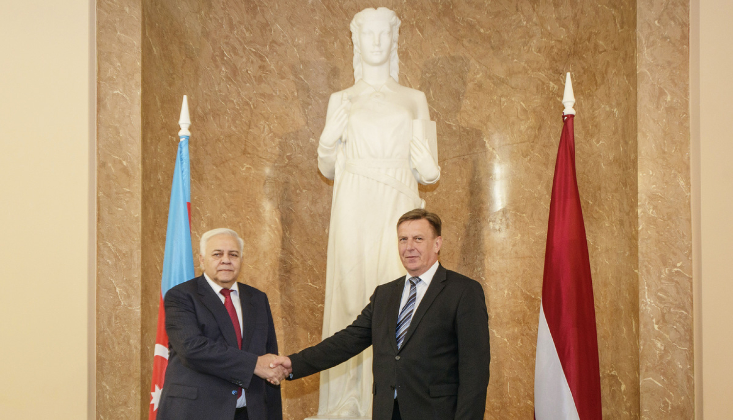 M.Kučinskis tiekas ar Azerbaidžānas parlamenta priekšsēdētāju