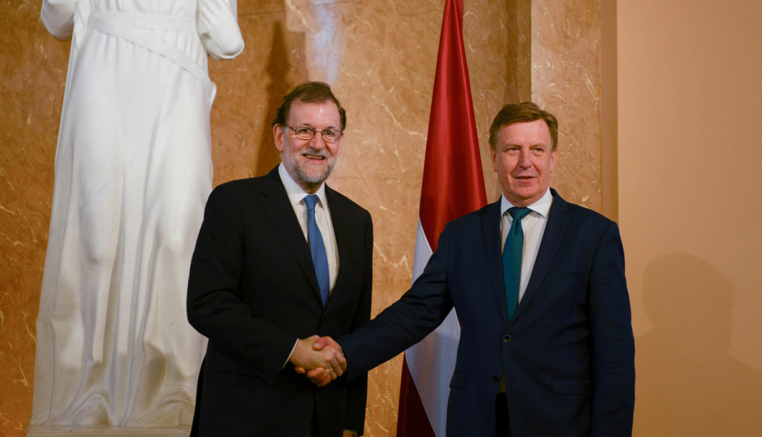 Ministru prezidents dosies vizītē uz Madridi