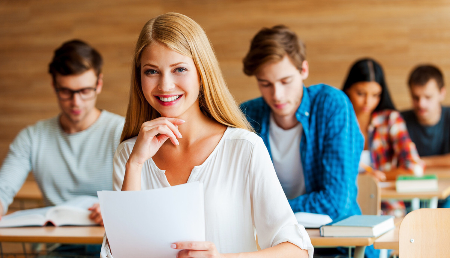 Studiju kredīta dzēšana no valsts budžeta līdzekļiem stimulē topošos speciālistus izvēlēties sabiedrības interesēm atbilstošas studiju jomas