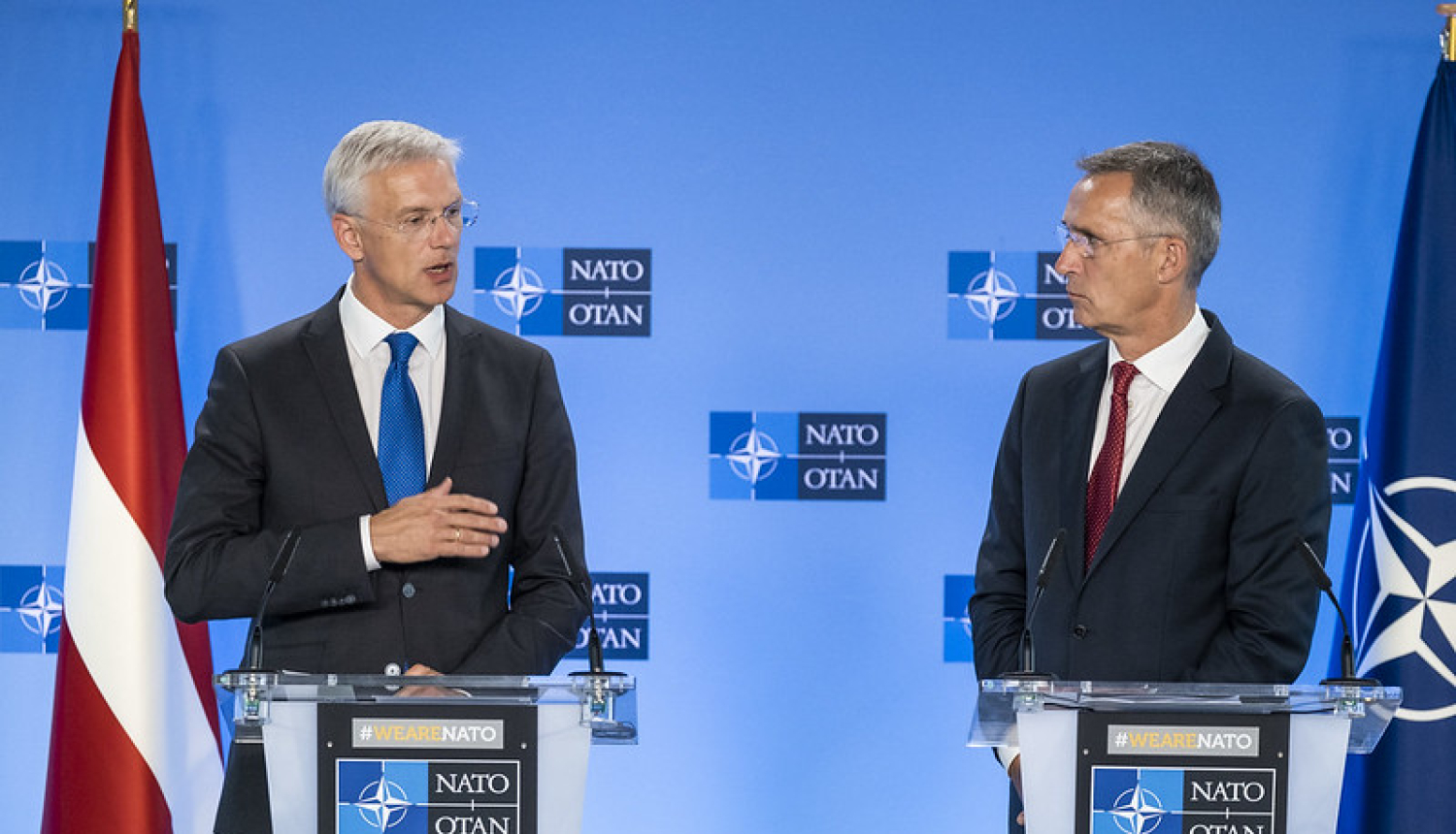 Ministru prezidents Krišjānis Kariņš un NATO ģenerālsekretārs Jens Stoltenbergs