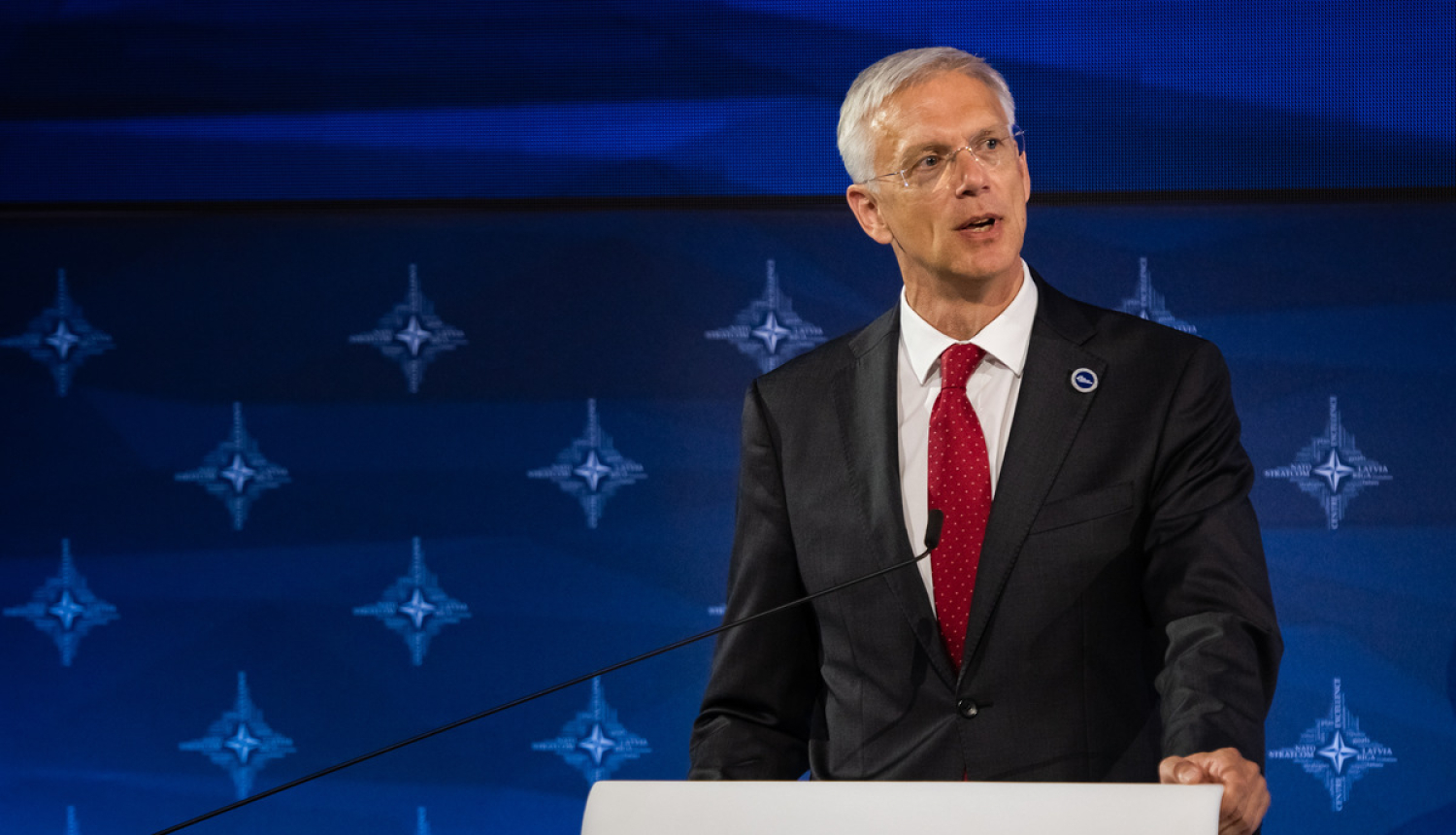 Ministru prezidents: jāapsver Eiropas līmeņa regulējuma ieviešana sociāliem medijiem