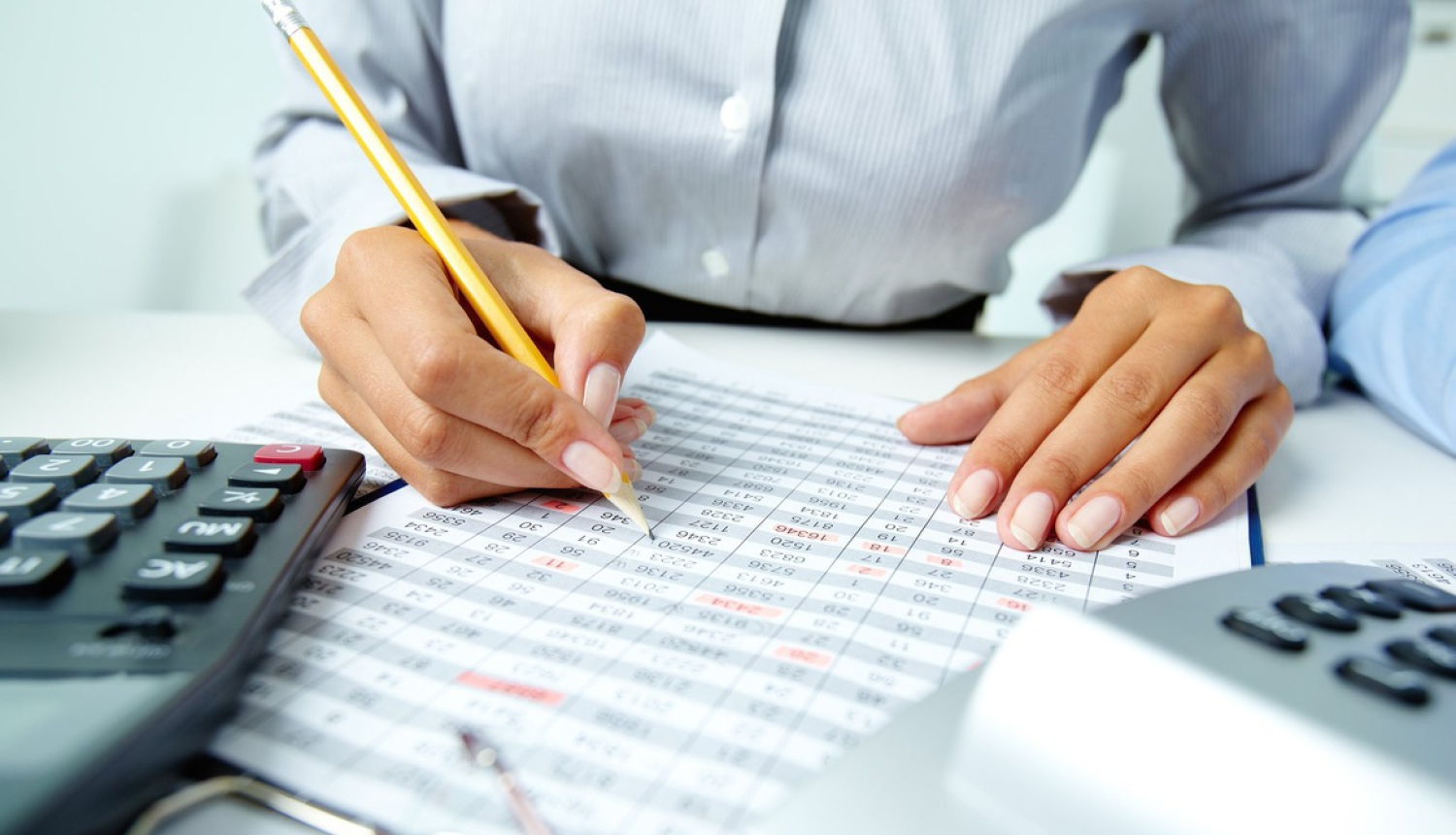 Valdība atbalsta būtiskus grozījumus zvērinātu tiesu izpildītāju atlīdzības apmēros