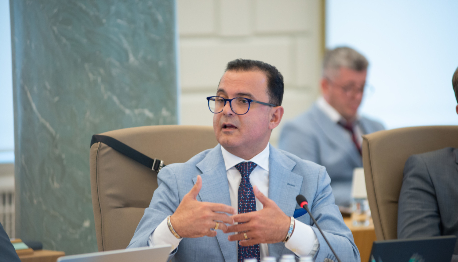 Veselības ministrs Hosams Abu Meri piedalās Ministru kabineta sēdē