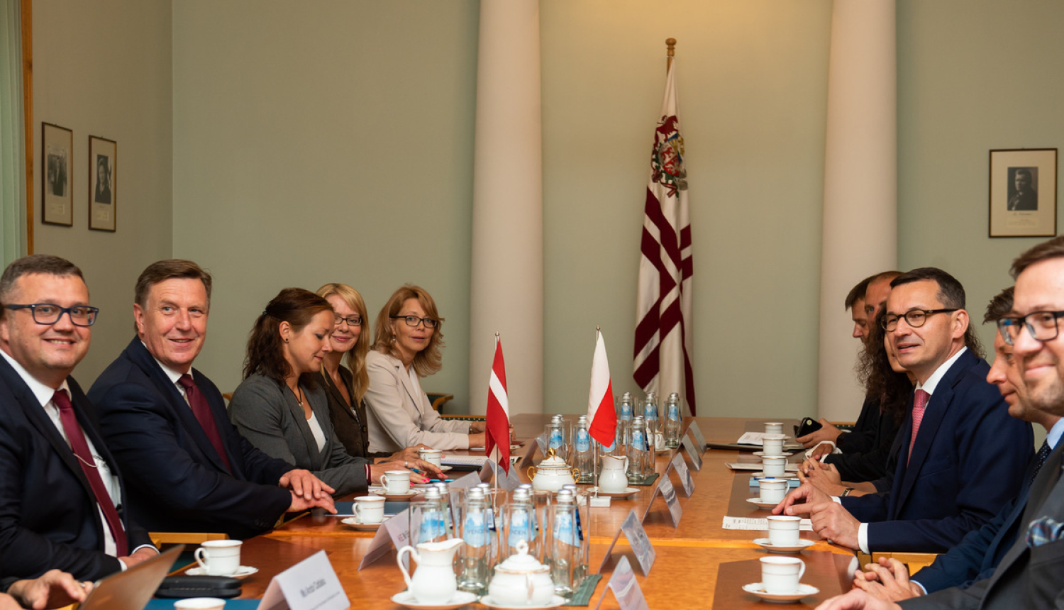 Ministru prezidents ar Polijas premjeru apspriež drošību Baltijas reģionā