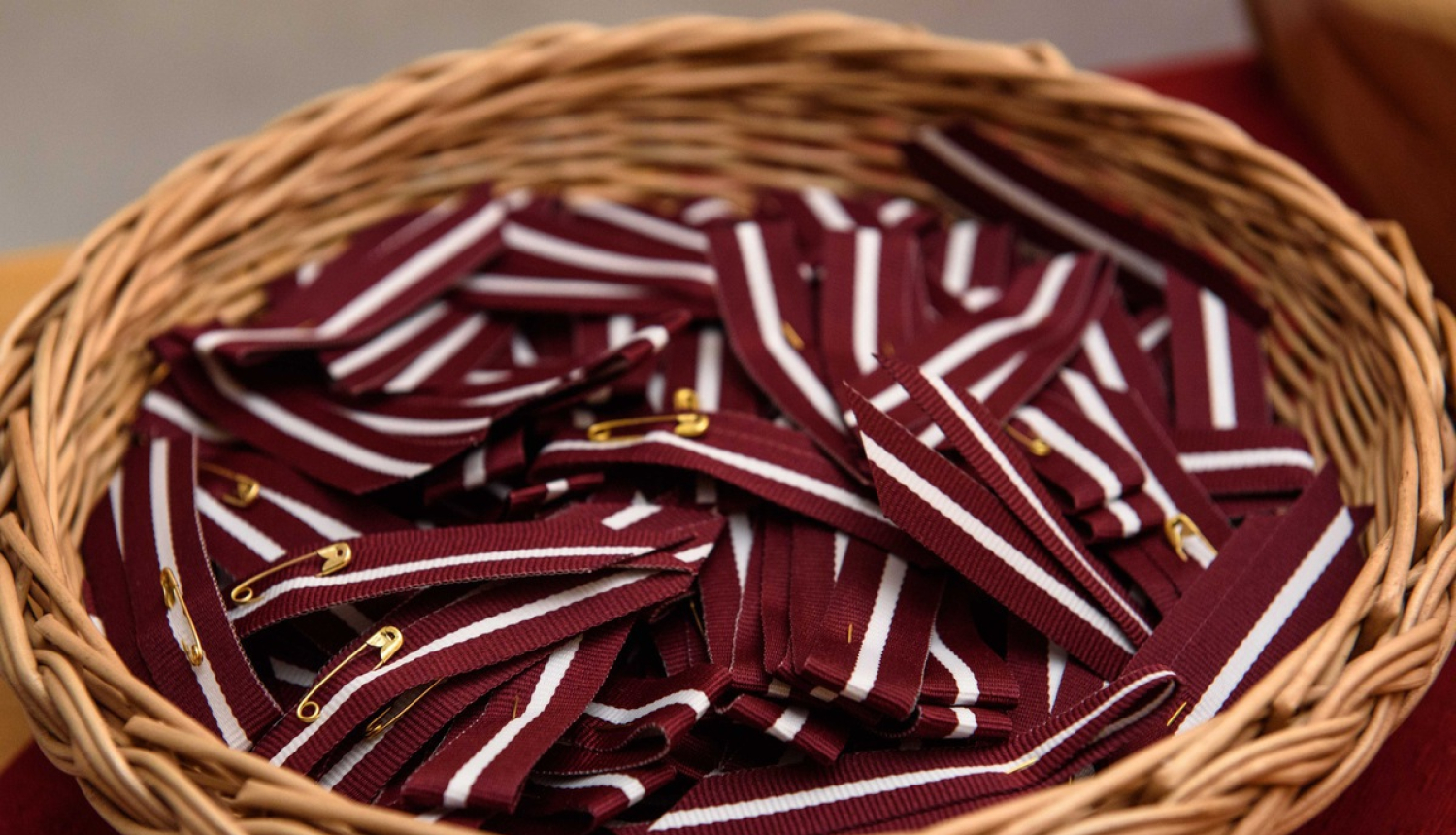 Valdība apstiprina likumprojektu “Par bērnu un jauniešu izglītošanu valsts aizsardzībā”