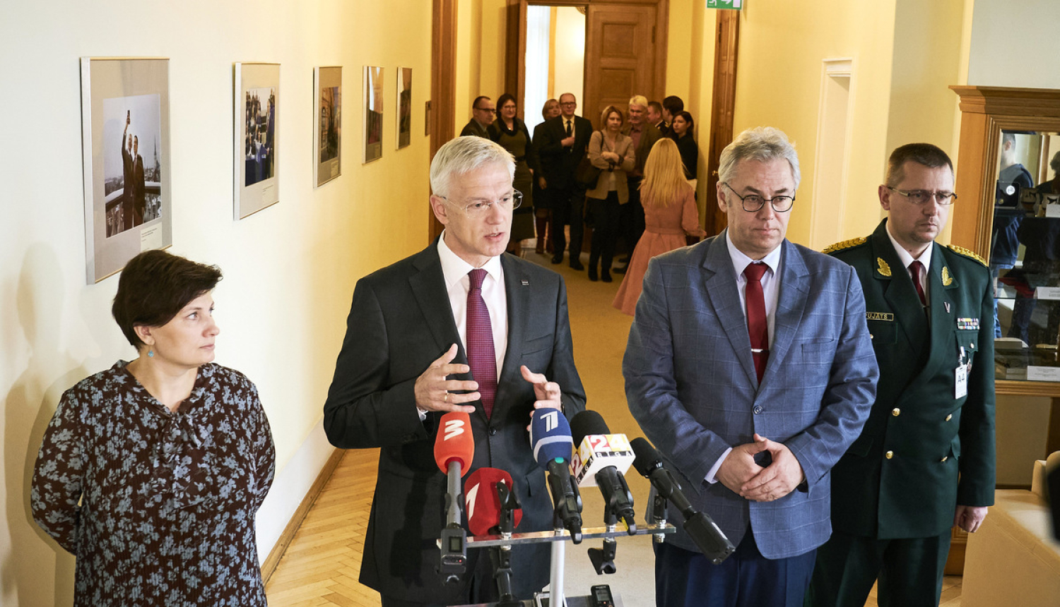 Kariņš sasauc Krīzes vadības padomi saistībā ar koronavīrusa izplatību Eiropā