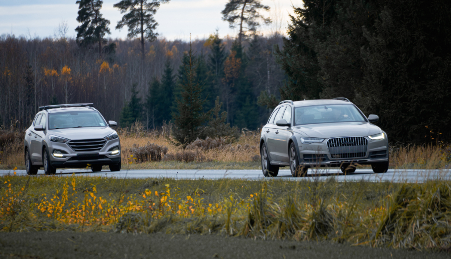 Automašīnas uz ceļa