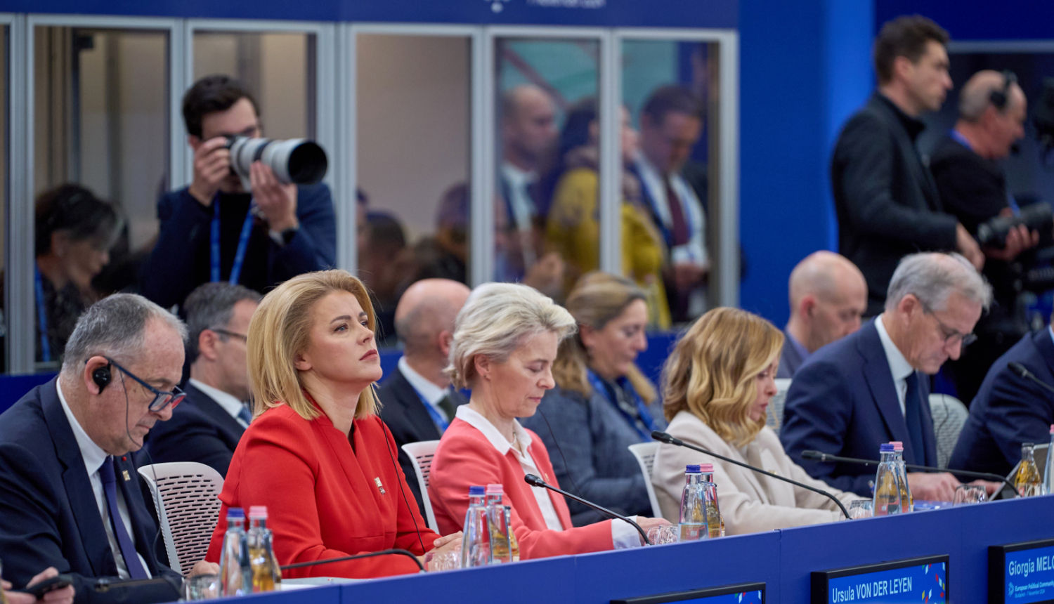 Ministru prezidente Evika Siliņa piedalās Eiropas Politiskās kopienas sanāksmē