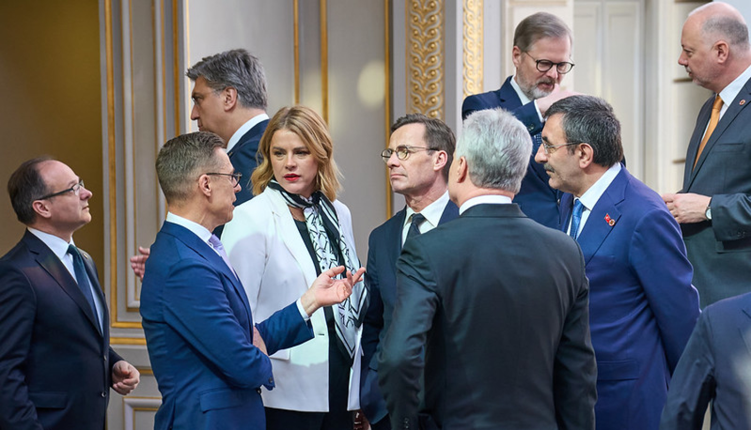 Ministru prezidente Evika Siliņa saruna ar Somijas, Igaunijas un citu valstu premjerministriem