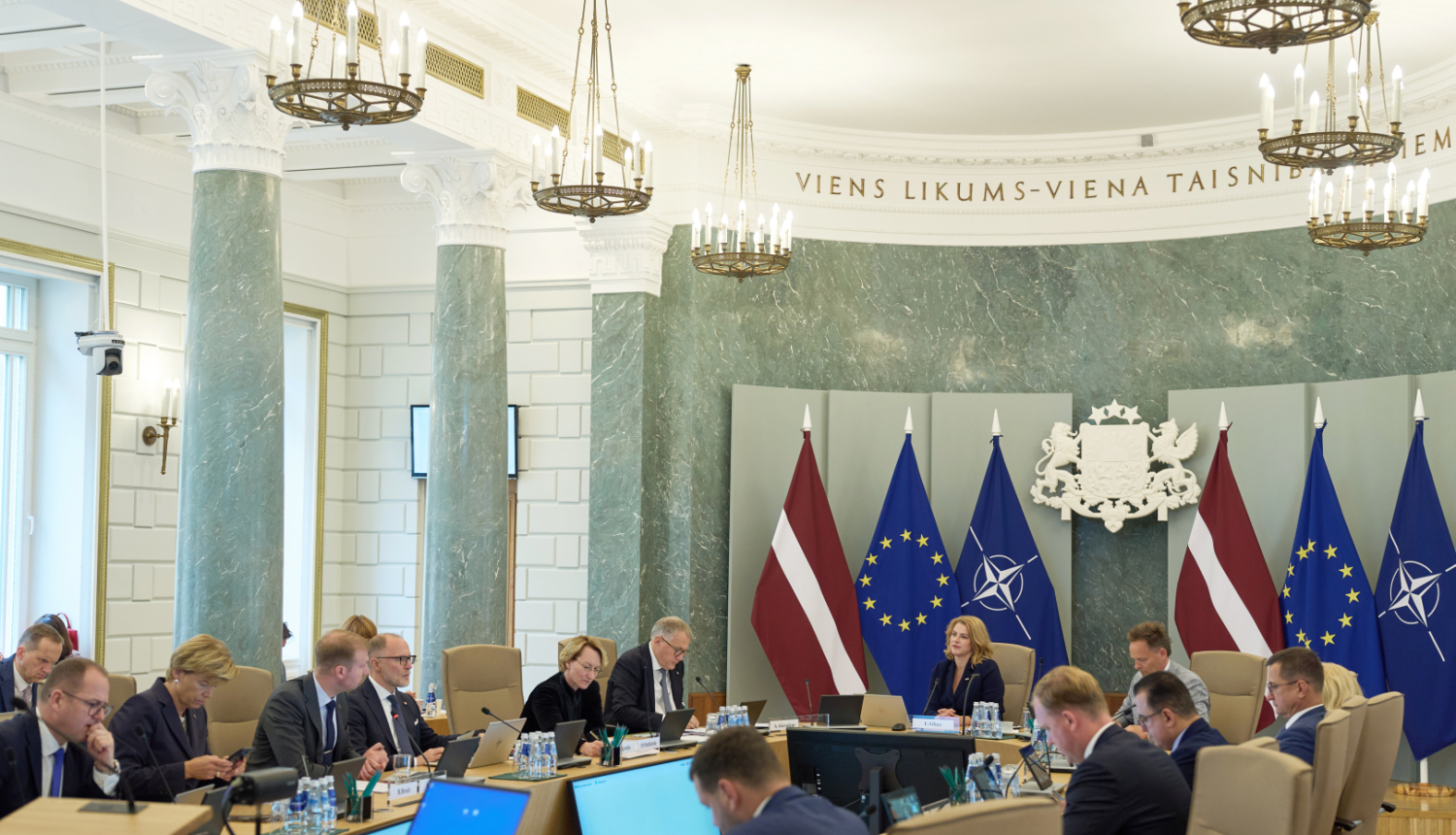 Ministru prezidente Evika Siliņa vada valdības sēdi