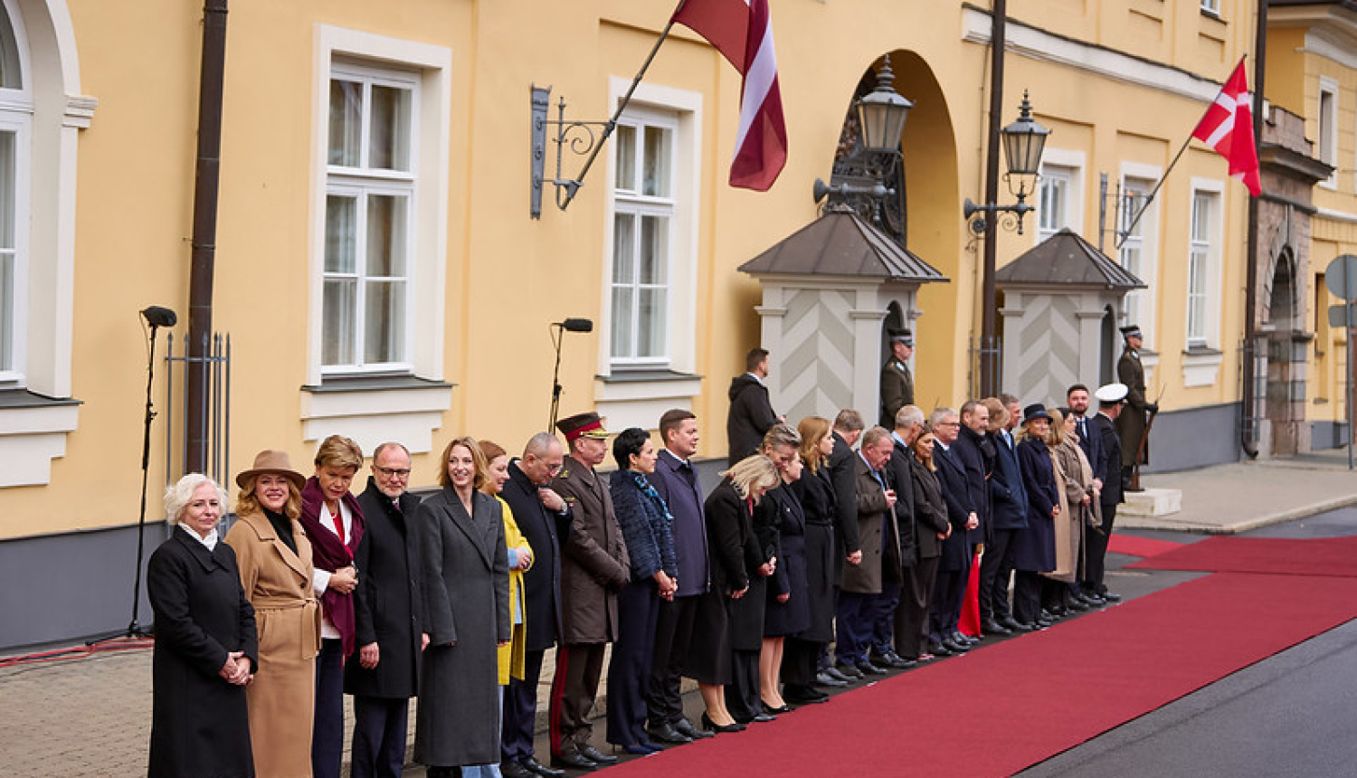 Rigas pils sarkanais paklājs