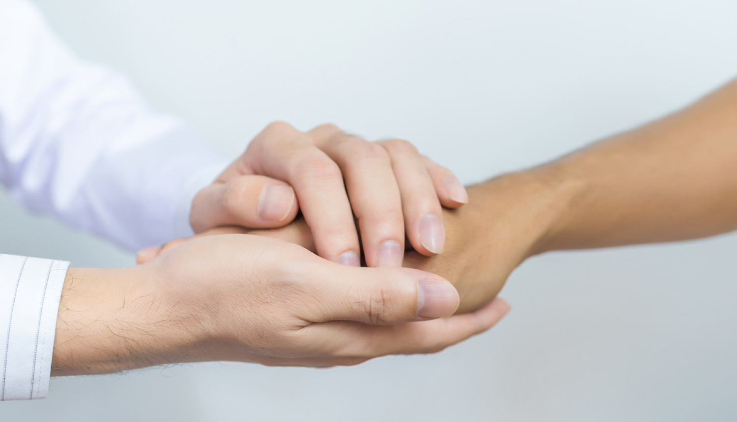 Nosaka prasības elektromagnētiskā lauka radītā riska novēršanai