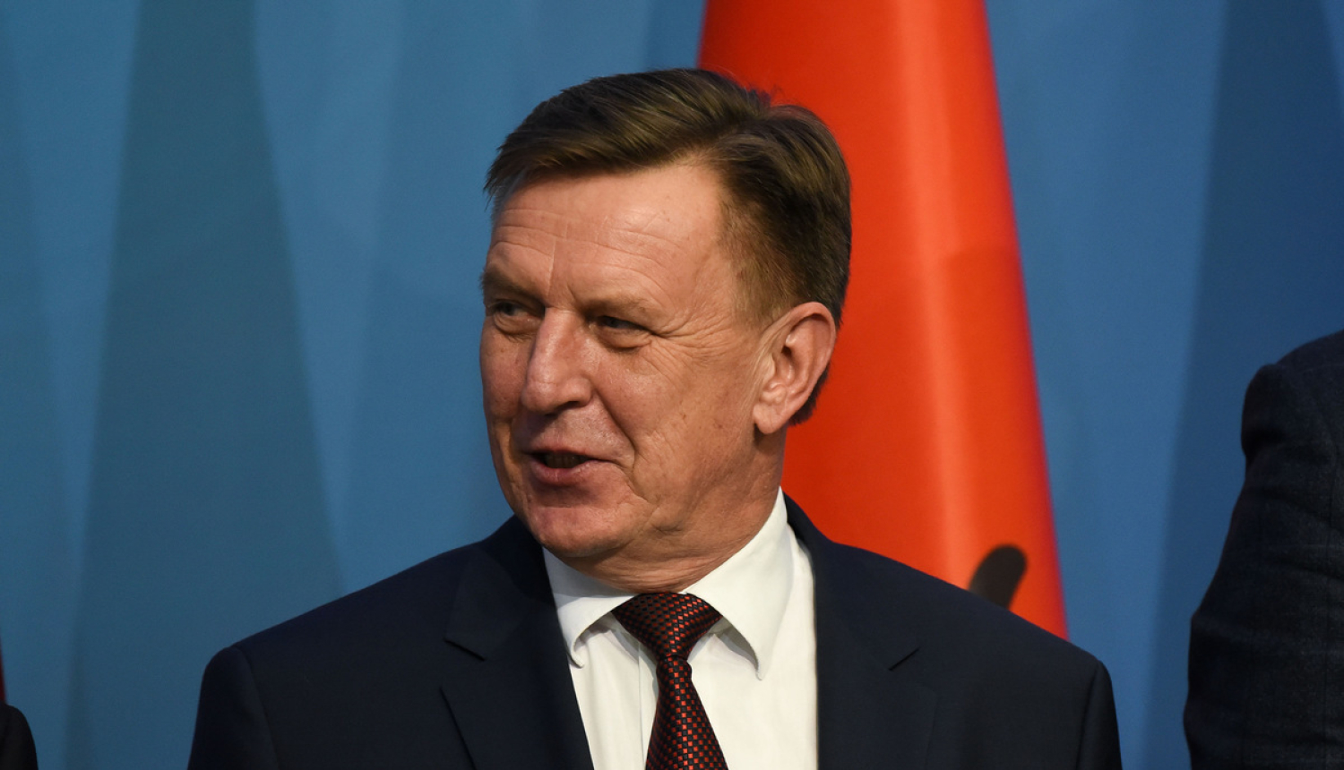 Ministru prezidents tiekas ar Rumānijas premjerministri