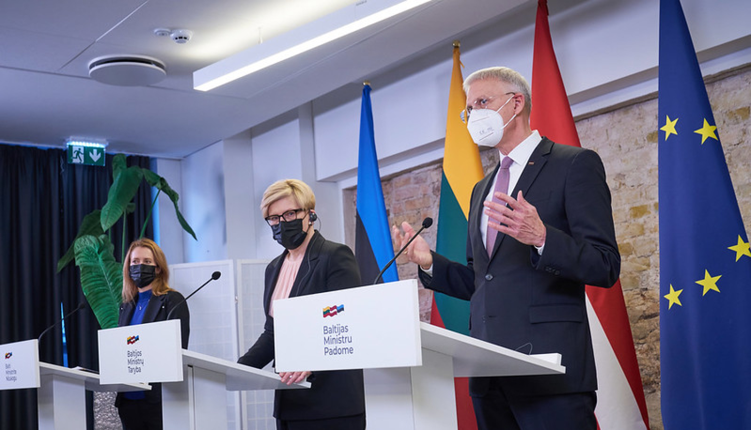 Baltijas valstu Ministru prezidenti piedalās preses konferencē Viļņā