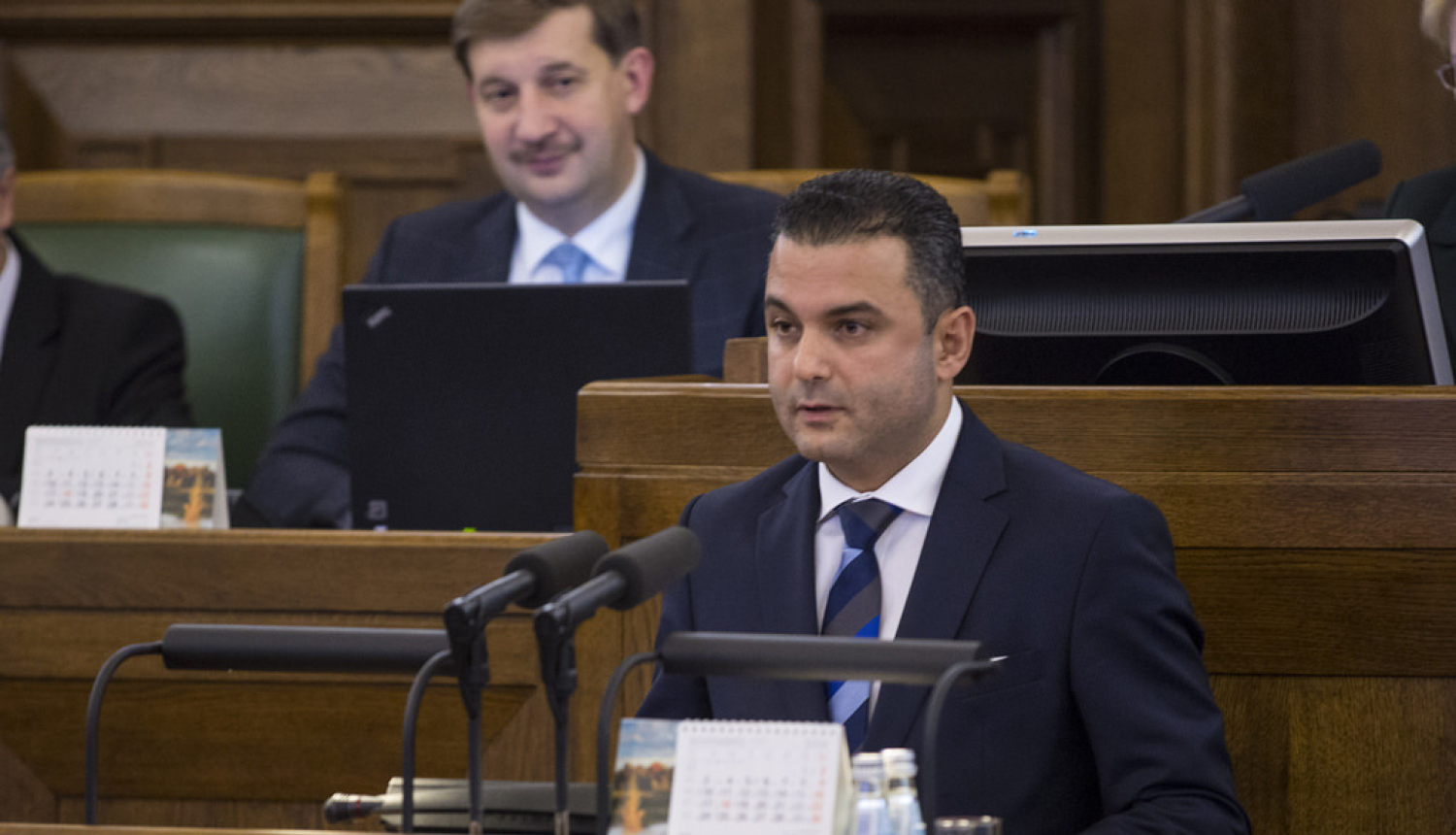 Ministru prezidentu sabiedrības integrācijas jautājumos konsultēs Abu Meri