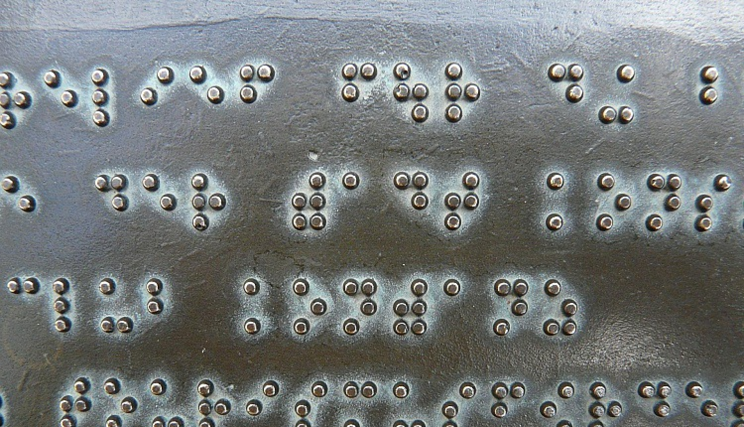 Valdība pilnveido autortiesību regulējumu personu ar redzes traucējumiem interesēs