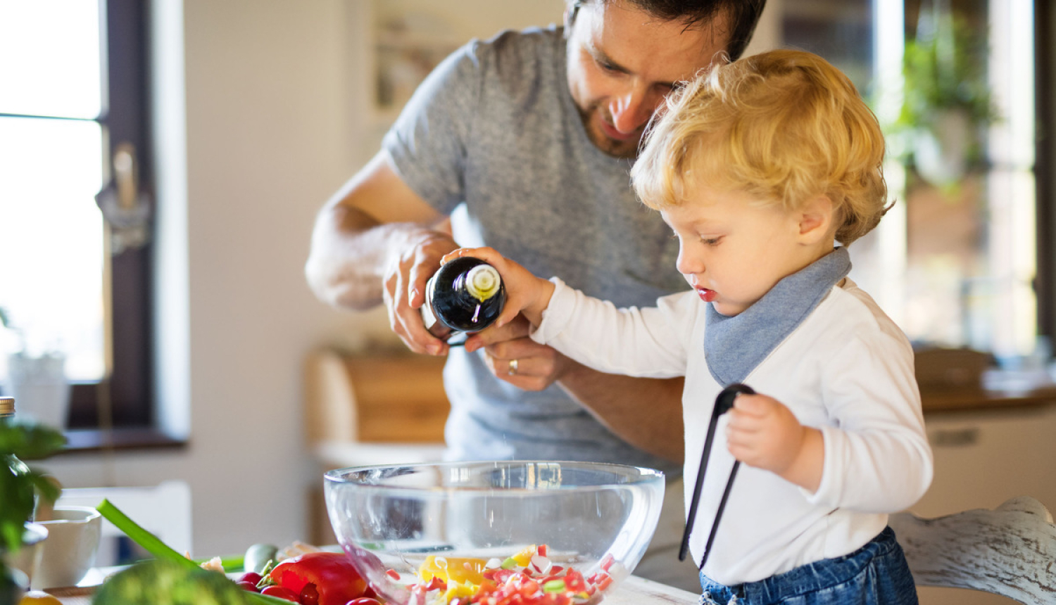 Ārkārtējās situācijas laikā palielināts pabalsts aizbildnībā esoša bērna uzturēšanai