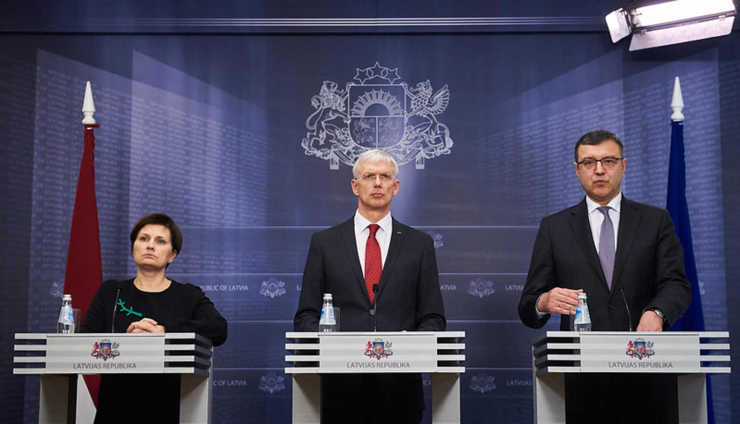 Valdība lemj par atbalstu uzņēmējiem un paplašina piesardzības pasākumus Covid-19 izplatības ierobežošanai