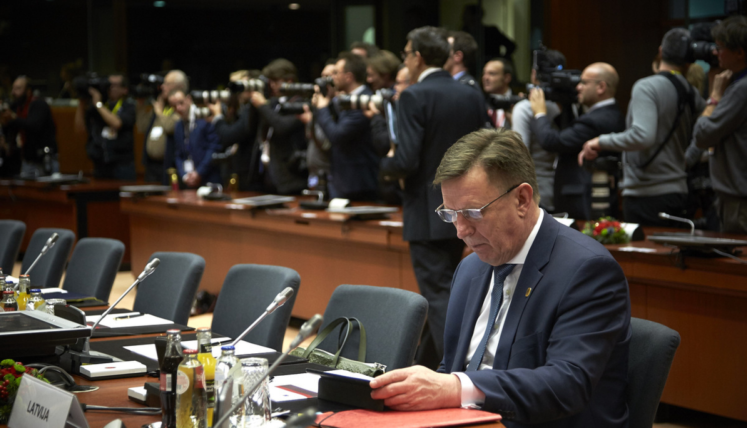 e79f1ba2-cfc7-4311-8025-05650d59cdfd1