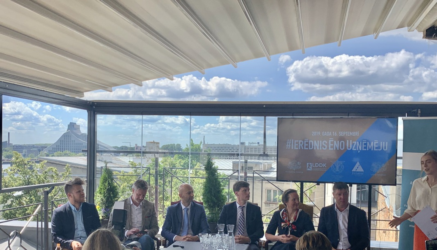 Šā gada 16. septembrī Latvijā pirmo reizi notiks iniciatīva “Ierēdnis ēno uzņēmēju”