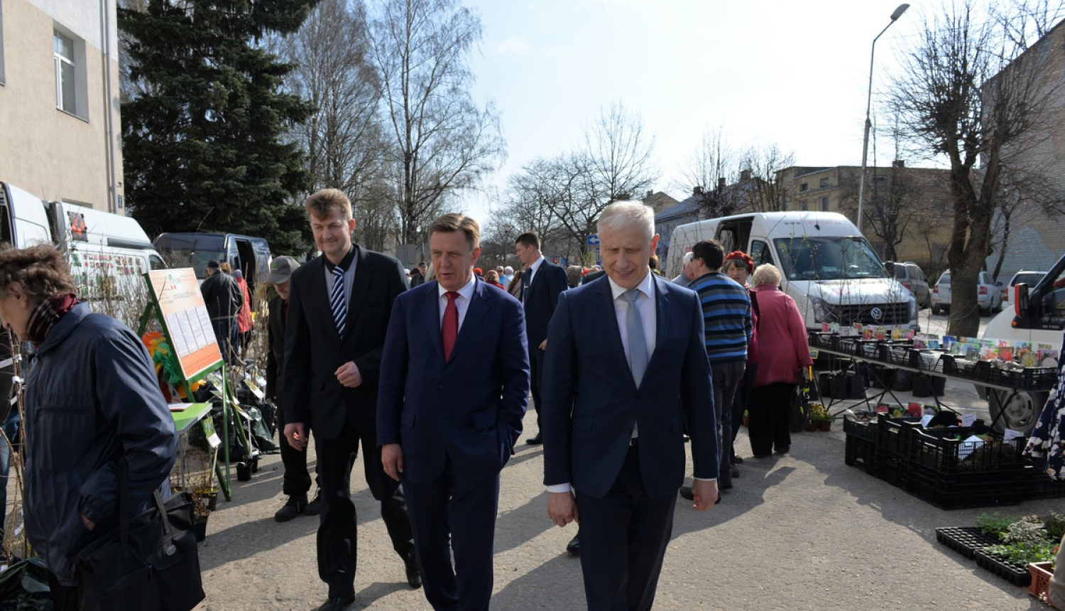 M. Kučinskis ar Gulbenes iedzīvotājiem un uzņēmējiem apspriež aktualitātes valstī